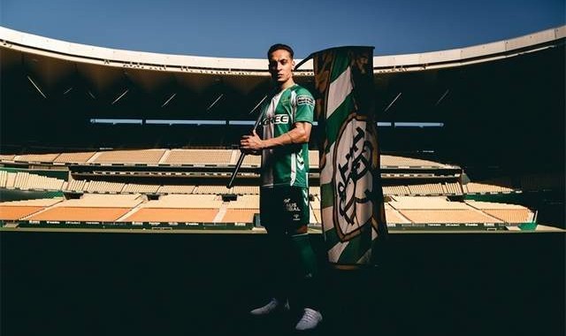 开云平台-说到做到！拜仁700万翻倍年薪邀请 圆神拒绝：我是重情之人