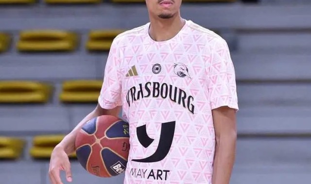 kaiyun-马刺打造兄弟篮球？文班亚马弟弟20分8板4断 今年有资格参加选秀